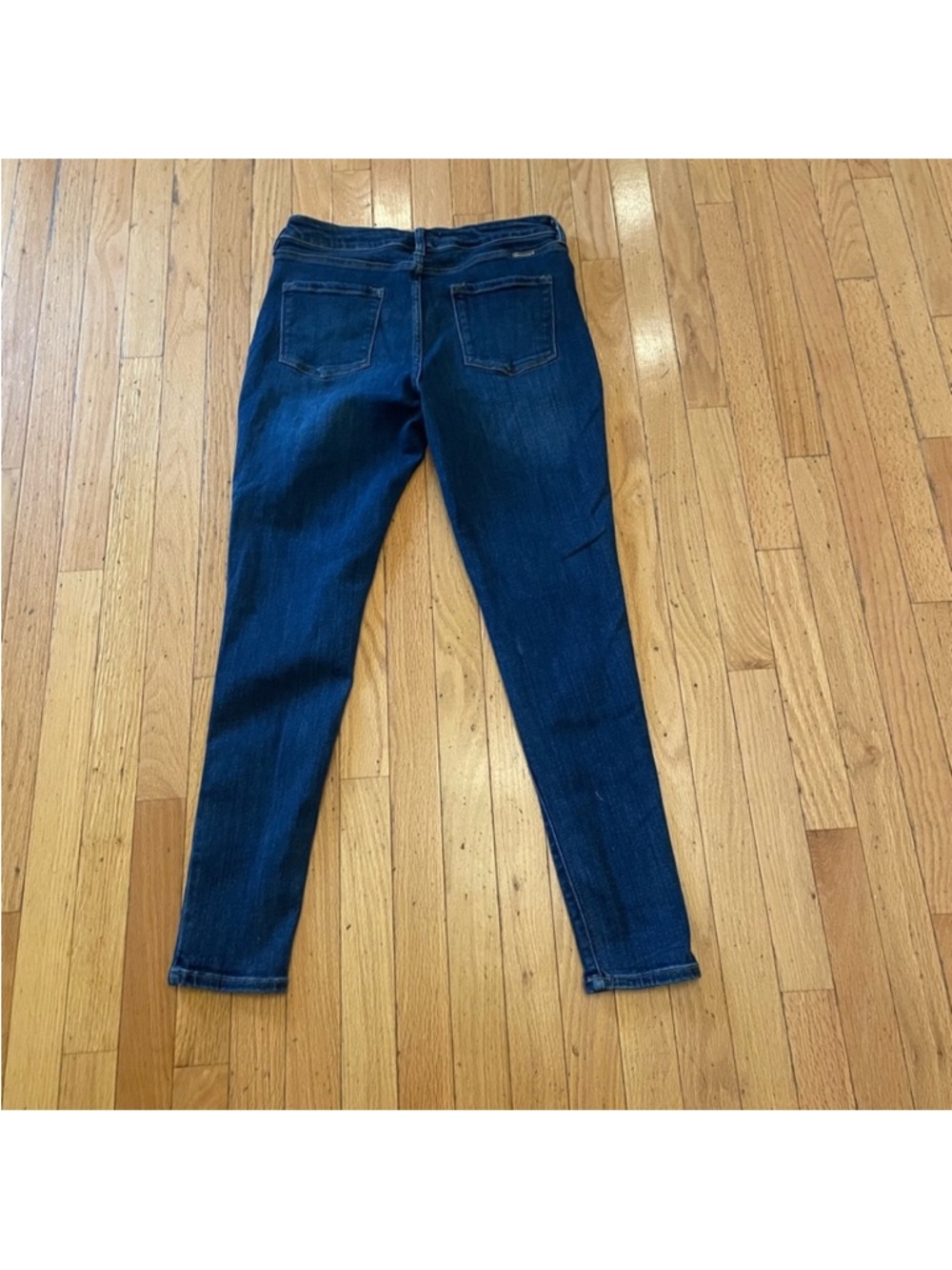 Dark Blue High-Rise Button-Fly Skinny Jeans - Women - Picture 7 of 8